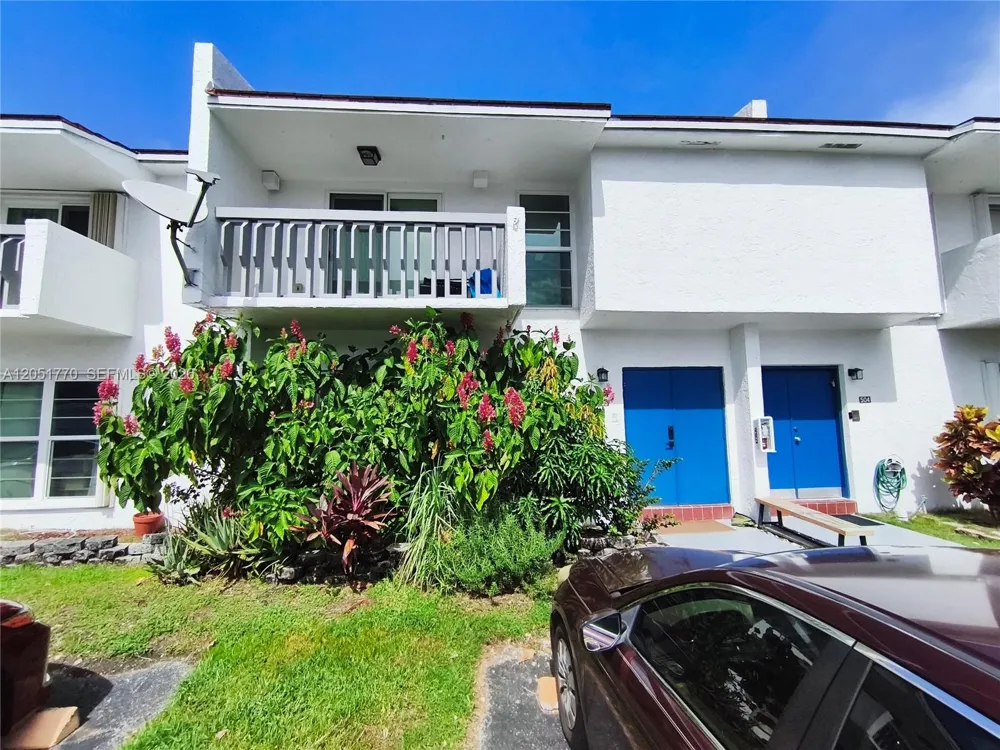 17100 SW 94ave #503 Palmetto Bay, FL 33157