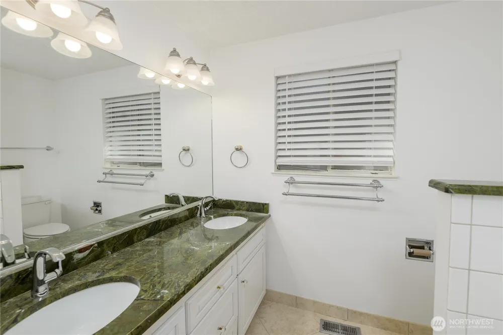 465 Kirner Road Sequim, WA 98382