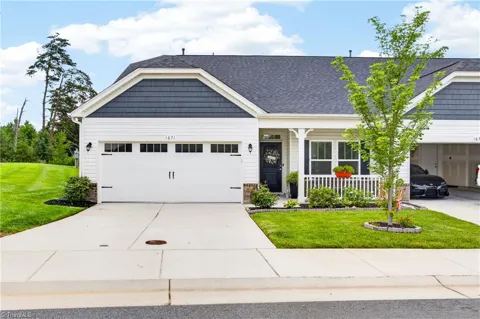 1671 Coopers Hawk Drive