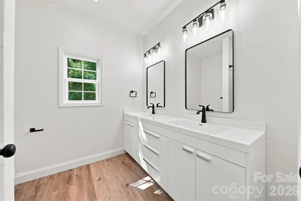 1694 Parsonage Lane Newton, NC 28658