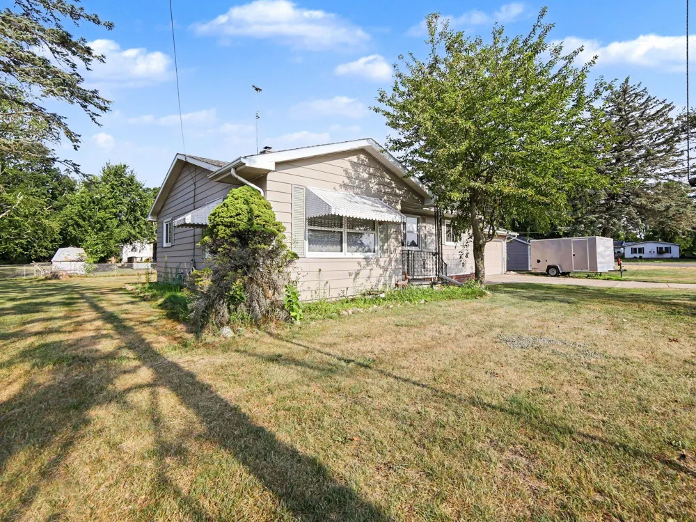 195 Smith Street Hesperia, MI 49421
