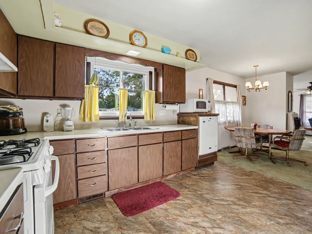 195 Smith Street Hesperia, MI 49421