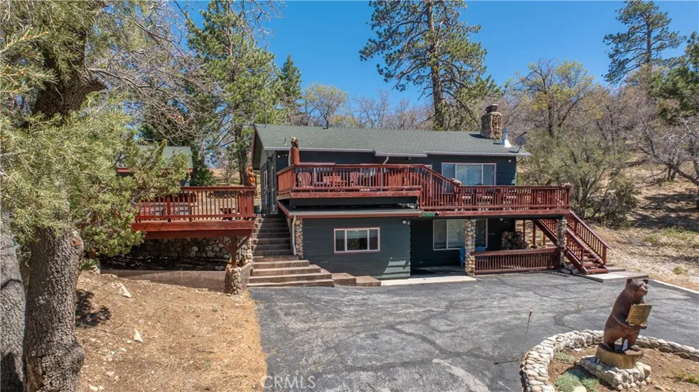 43656 Ridge Crest Big Bear Lake, CA 92315