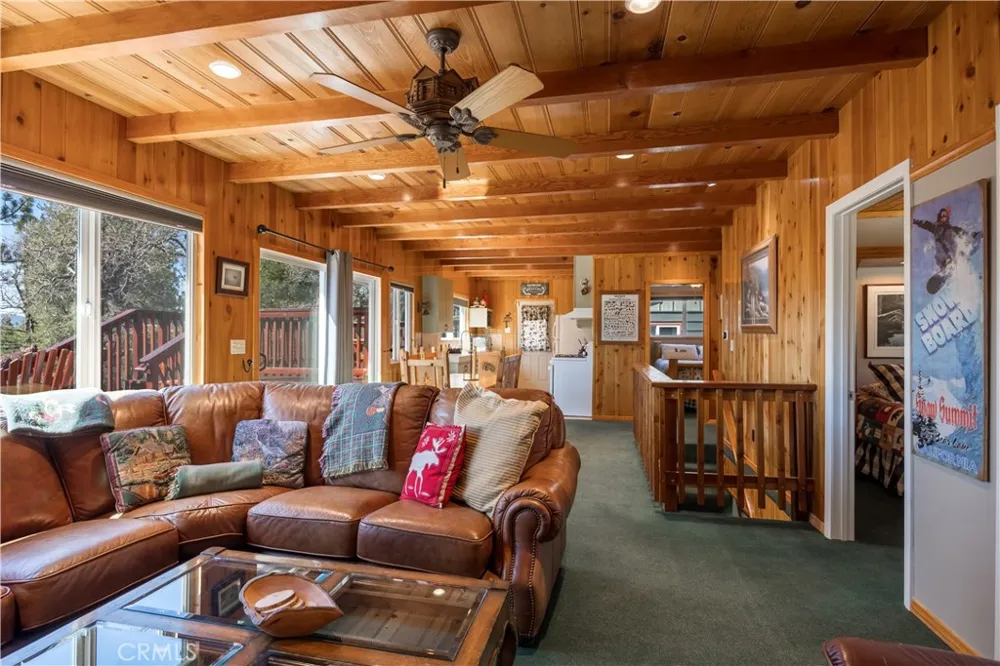 43656 Ridge Crest Big Bear Lake, CA 92315