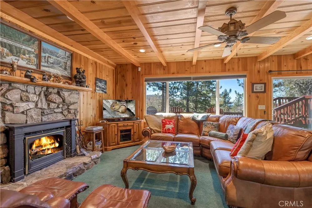 43656 Ridge Crest Big Bear Lake, CA 92315