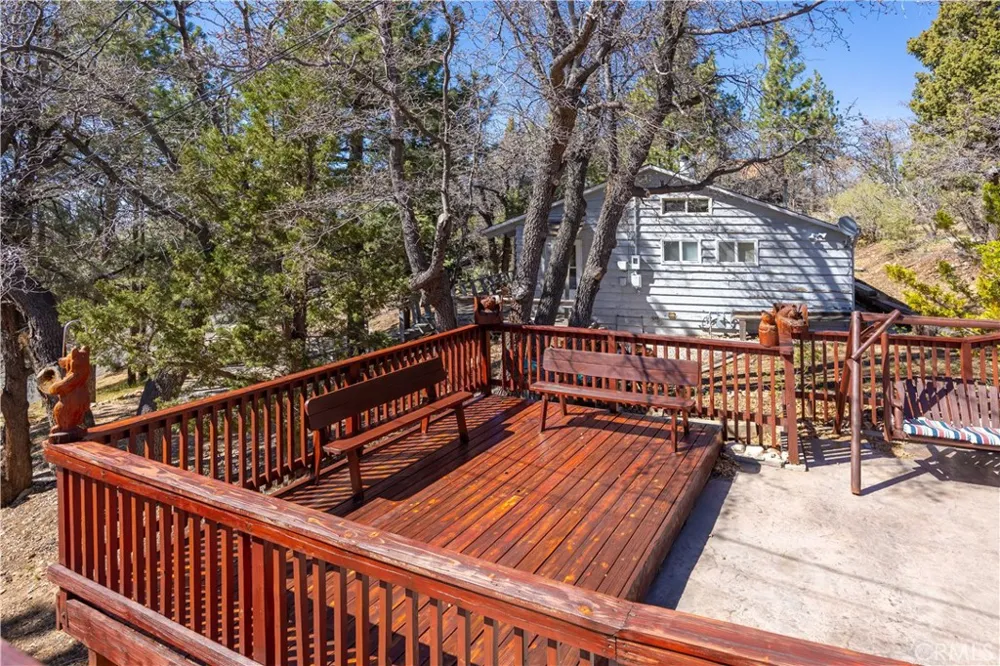 43656 Ridge Crest Big Bear Lake, CA 92315