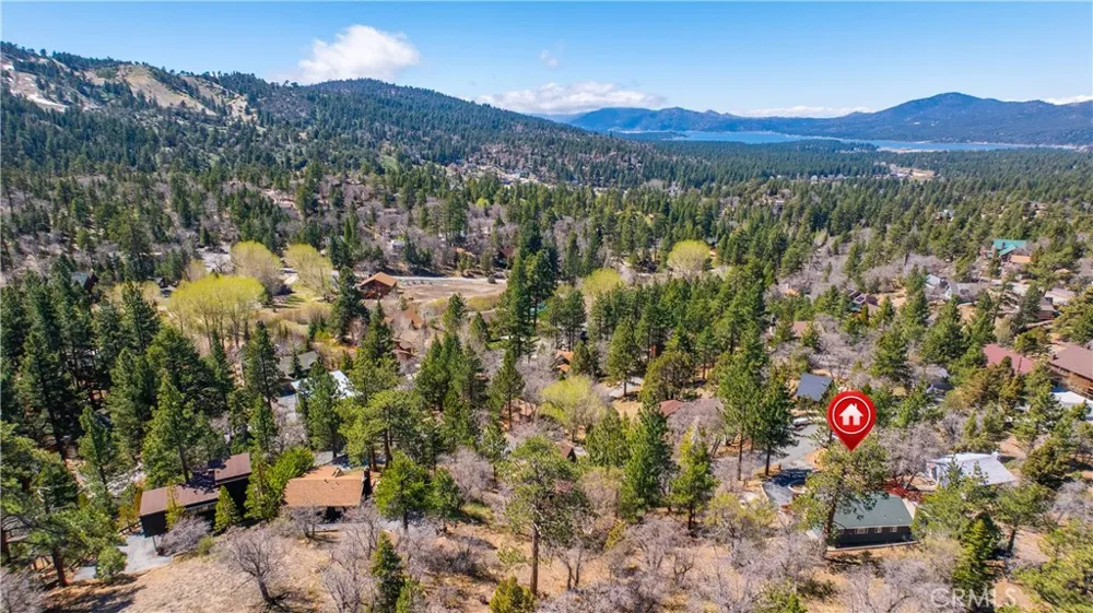 43656 Ridge Crest Big Bear Lake, CA 92315