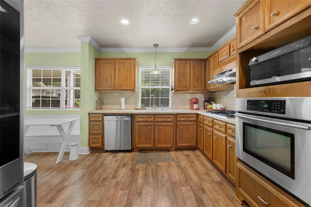 410 Cochran Street Bellville, TX 77418