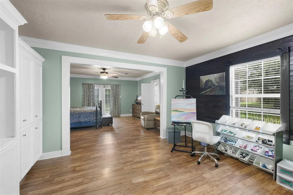 410 Cochran Street Bellville, TX 77418