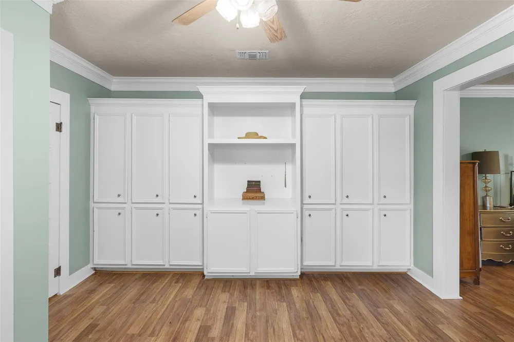 410 Cochran Street Bellville, TX 77418