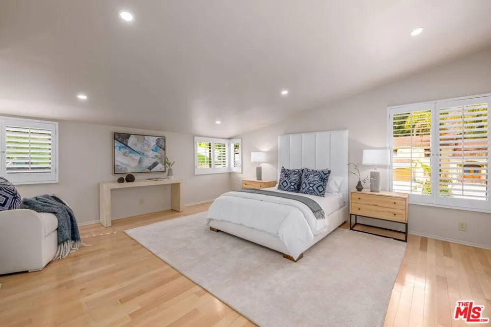 17765 Camino De Yatasto Pacific Palisades, CA 90272