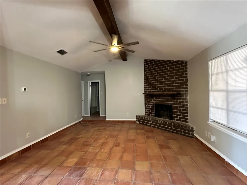 2733 Silverspur Drive Corpus Christi, TX 78410