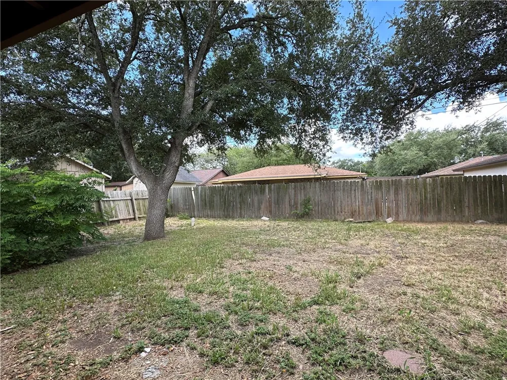 2733 Silverspur Drive Corpus Christi, TX 78410