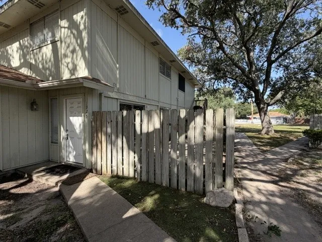 1925 Hidden Way #3 Corpus Christi, TX 78412
