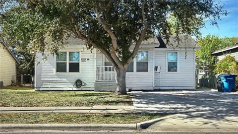 4533 W Nesbitt Drive