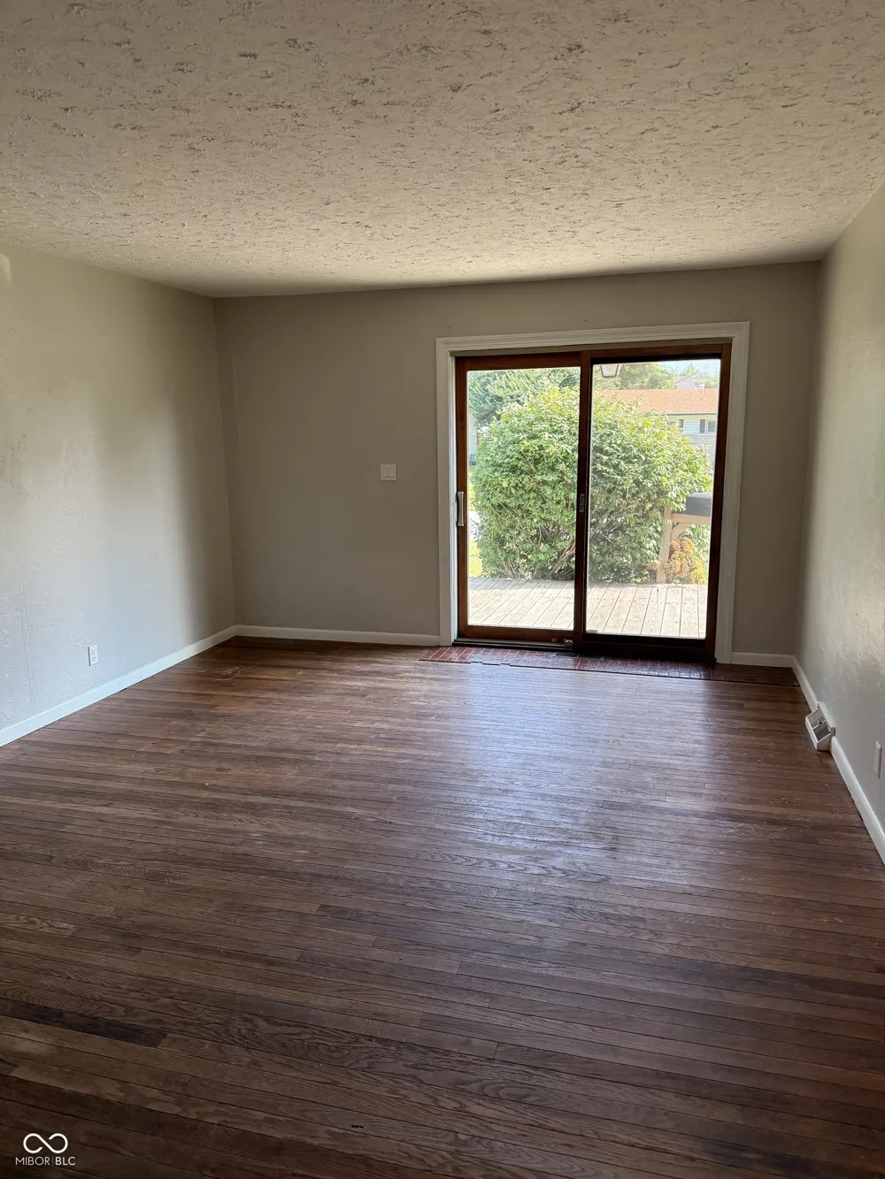 2173 Newcomer Lane Beech Grove, IN 46107