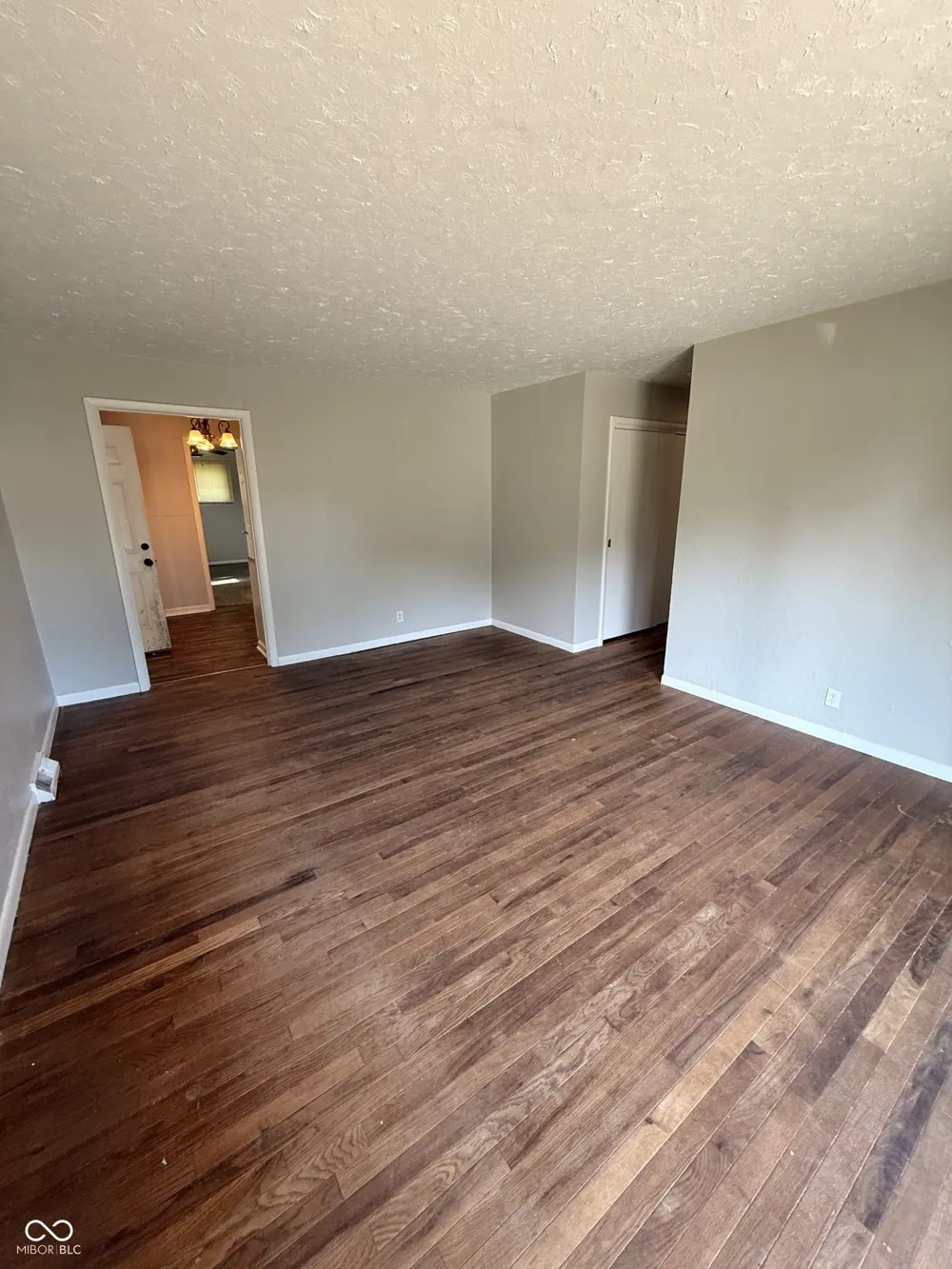 2173 Newcomer Lane Beech Grove, IN 46107