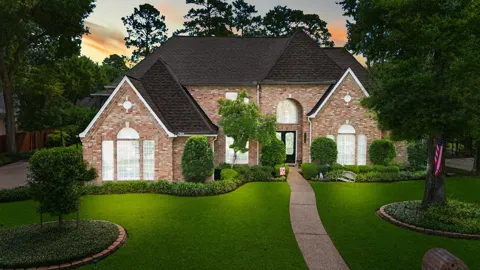 16022 Stewarts Grove Drive