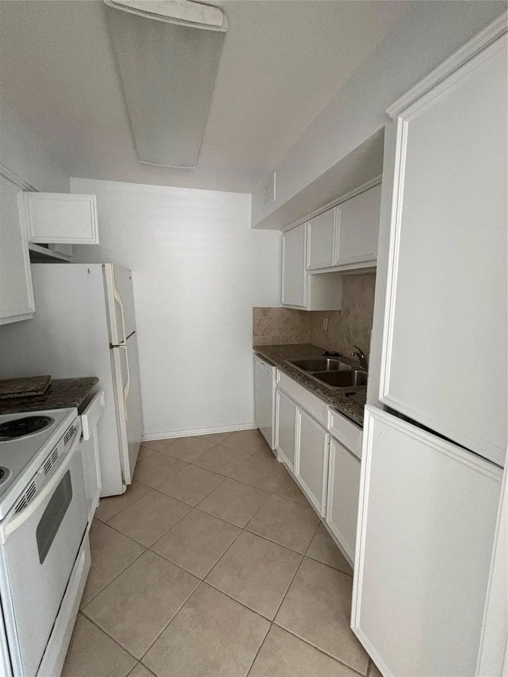 3220 69th Street #F2 Galveston, TX 77551