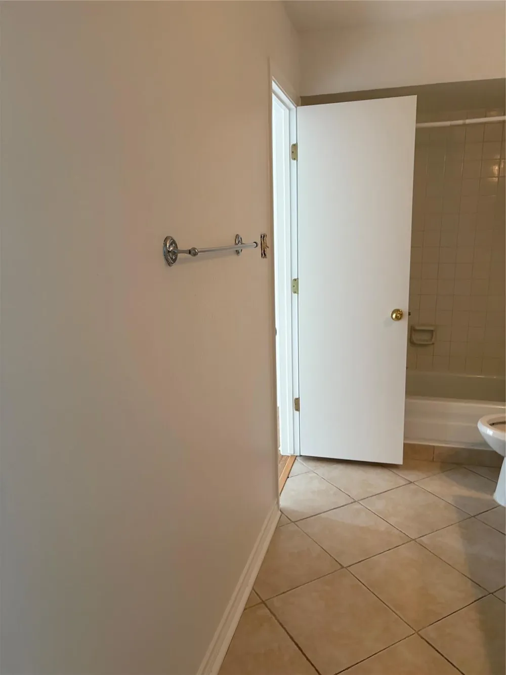 3220 69th Street #F2 Galveston, TX 77551