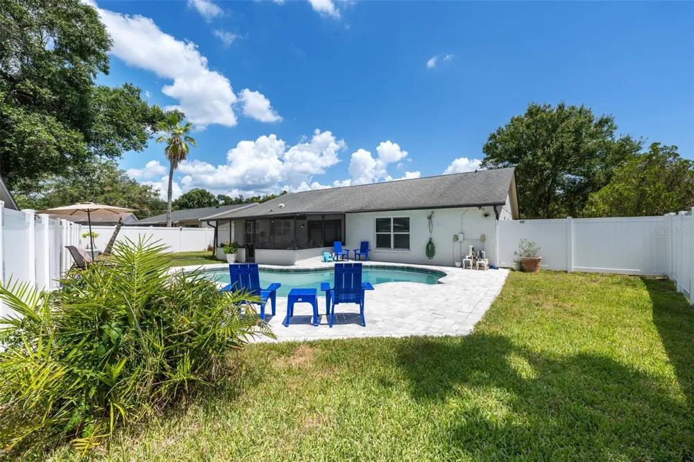 14018 CASCADE LANE Tampa, FL 33618