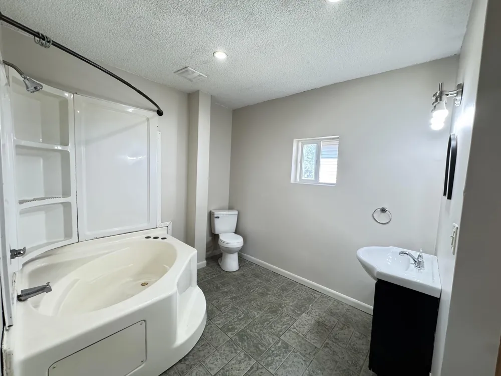 178 Lathrop Avenue Battle Creek, MI 49014