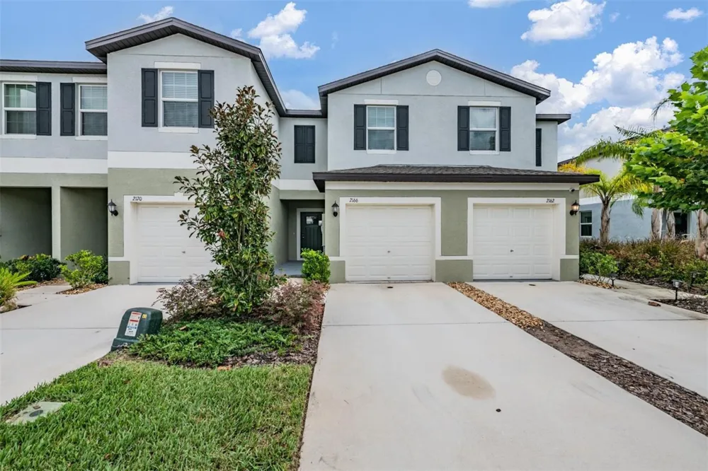 2166 GREAT SAPPHIRE LANE Lutz, FL 33558