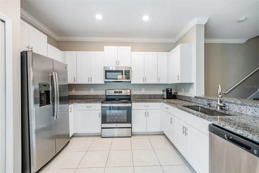 2166 GREAT SAPPHIRE LANE Lutz, FL 33558