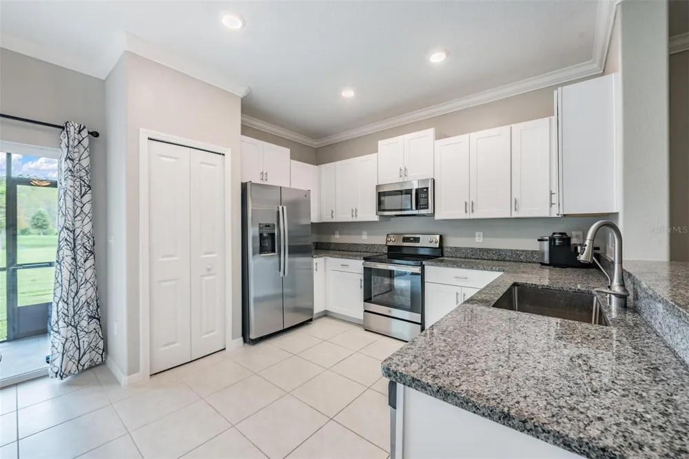 2166 GREAT SAPPHIRE LANE Lutz, FL 33558