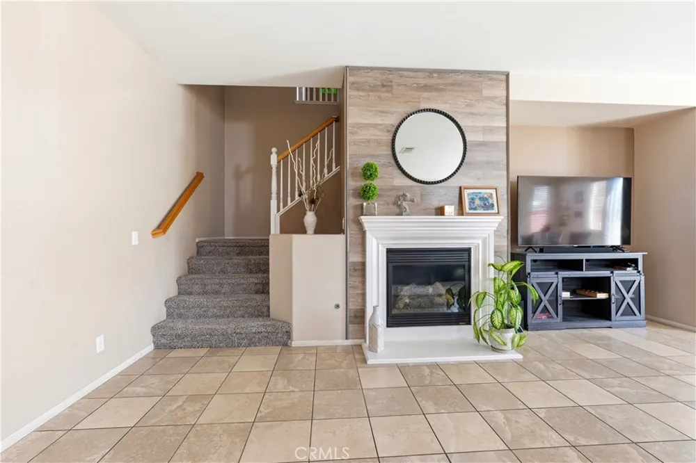 1923 Brockstone Drive Perris, CA 92571