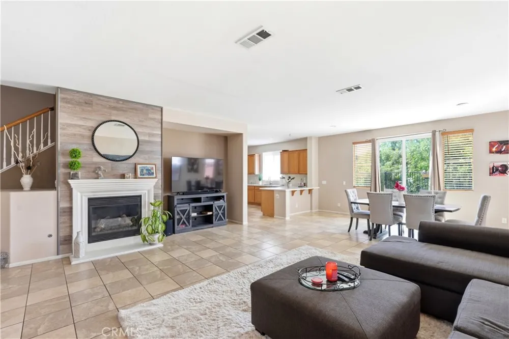 1923 Brockstone Drive Perris, CA 92571