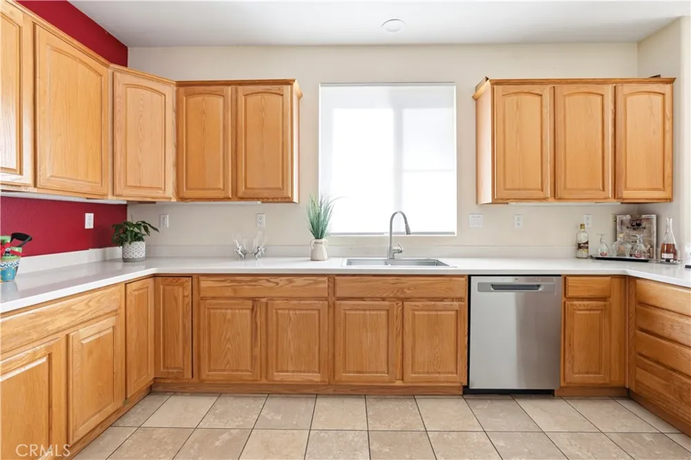 1923 Brockstone Drive Perris, CA 92571