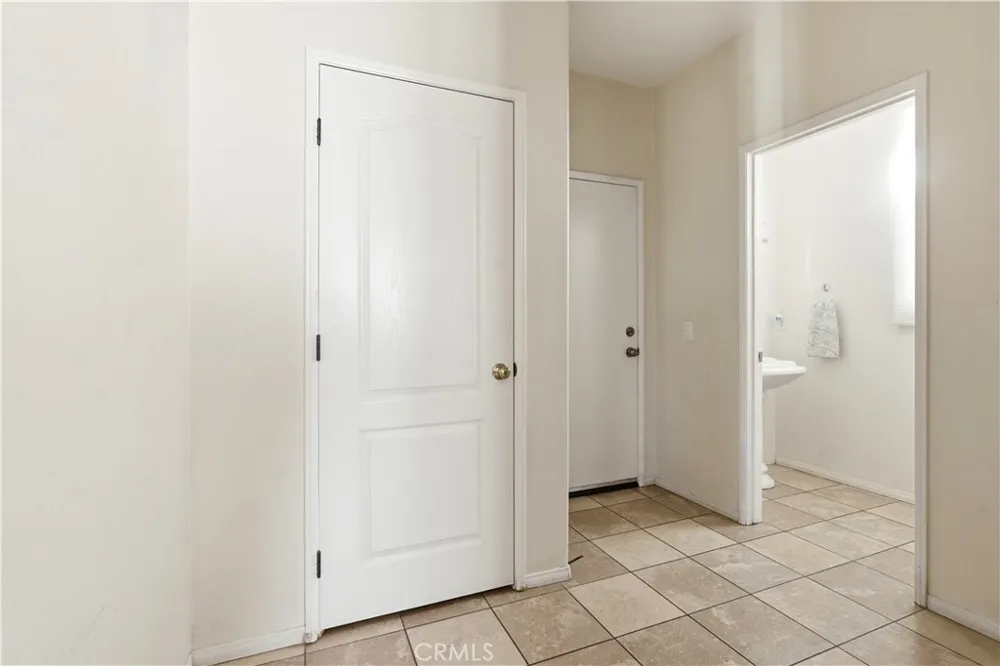 1923 Brockstone Drive Perris, CA 92571
