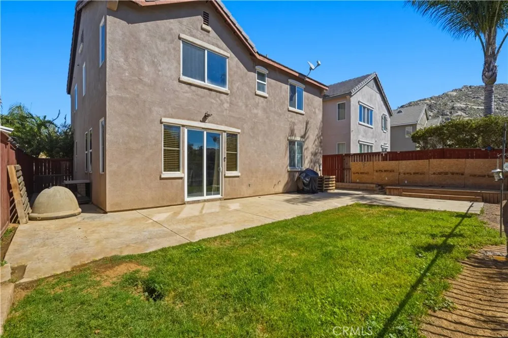 1923 Brockstone Drive Perris, CA 92571
