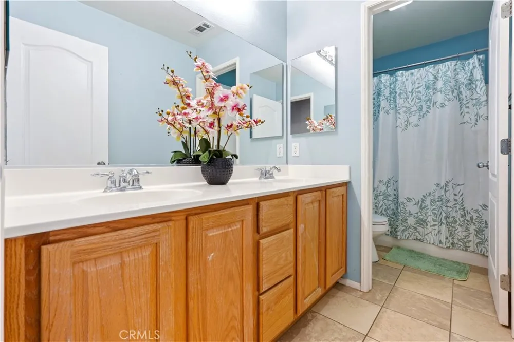 1923 Brockstone Drive Perris, CA 92571