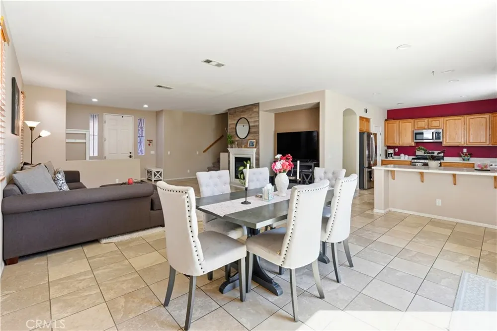 1923 Brockstone Drive Perris, CA 92571