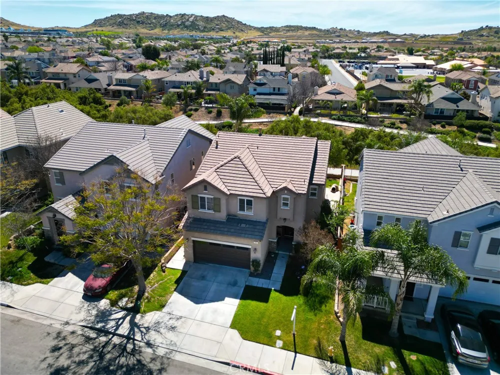 1923 Brockstone Drive Perris, CA 92571