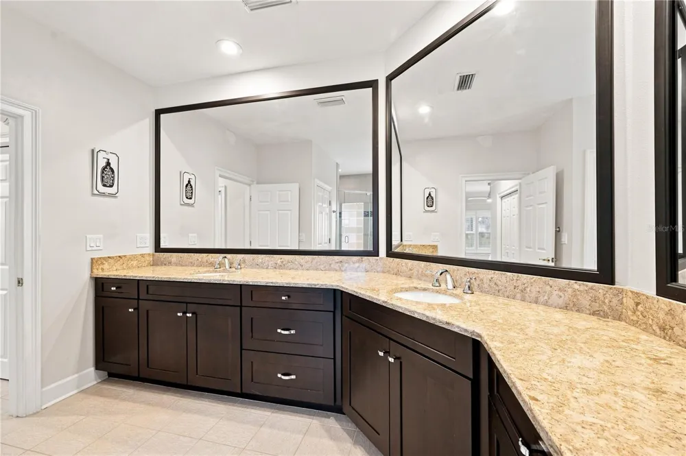 504 COVINGTON PARK STREET Seffner, FL 33584