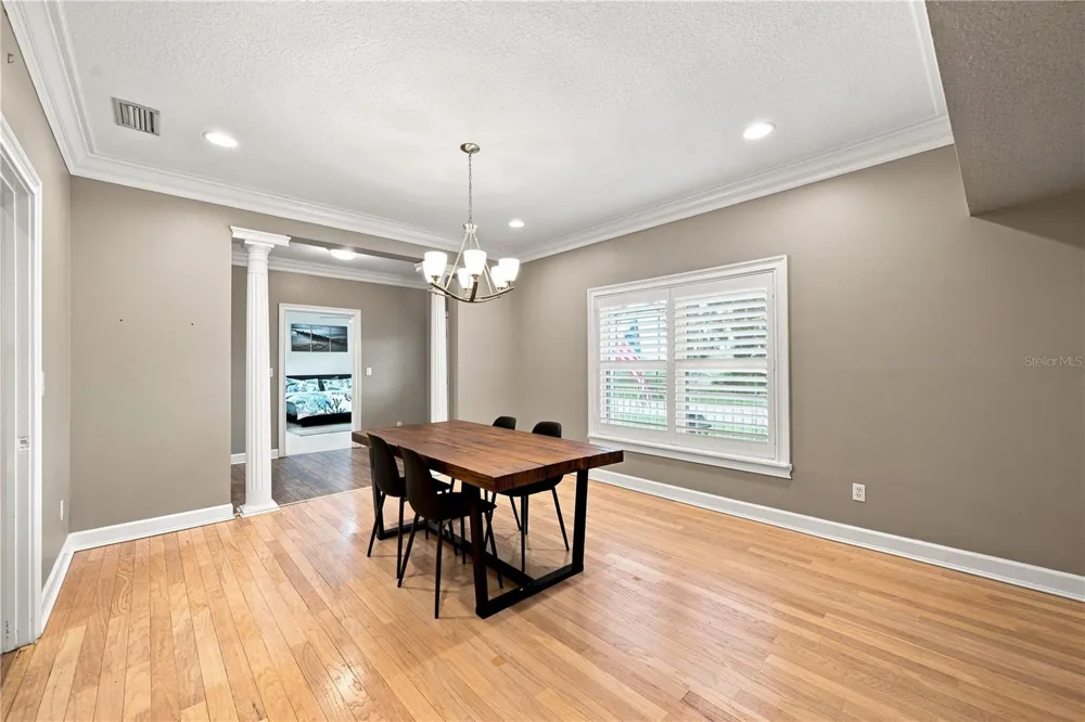 504 COVINGTON PARK STREET Seffner, FL 33584