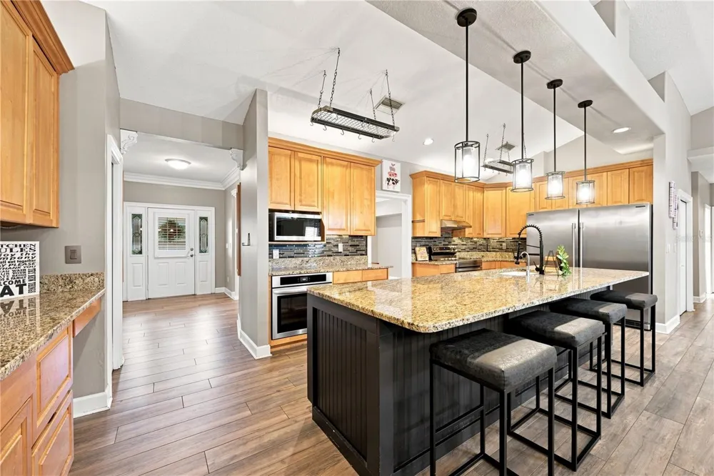 504 COVINGTON PARK STREET Seffner, FL 33584