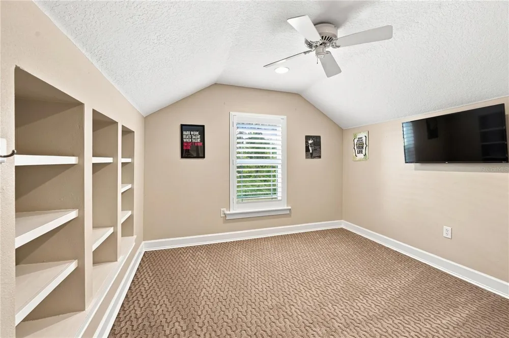 504 COVINGTON PARK STREET Seffner, FL 33584