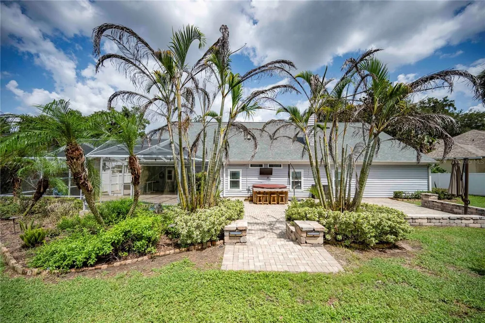 504 COVINGTON PARK STREET Seffner, FL 33584