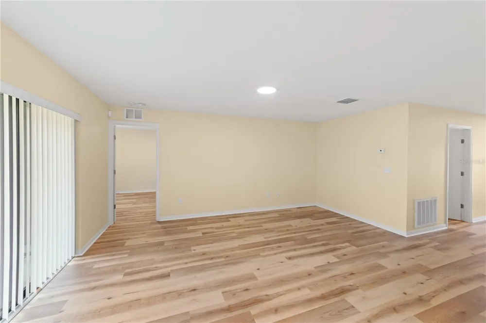 621 CHATHAM WALK DRIVE Ruskin, FL 33570