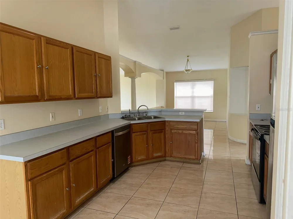 11941 HATCHER CIRCLE Orlando, FL 32824