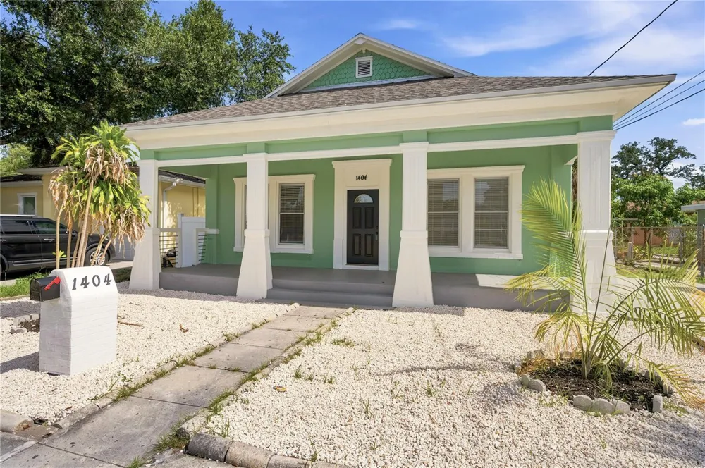 1404 E 26TH AVENUE Tampa, FL 33605