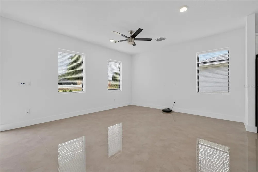 6336 CHORUS DRIVE Mascotte, FL 34753