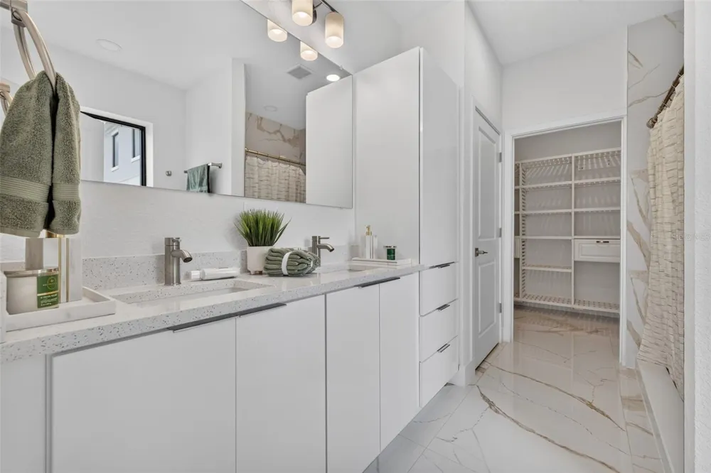 6336 CHORUS DRIVE Mascotte, FL 34753