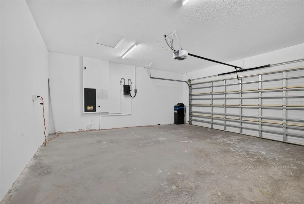 6336 CHORUS DRIVE Mascotte, FL 34753