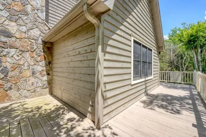 100 Sourwood Lane Hayesville, NC 28904