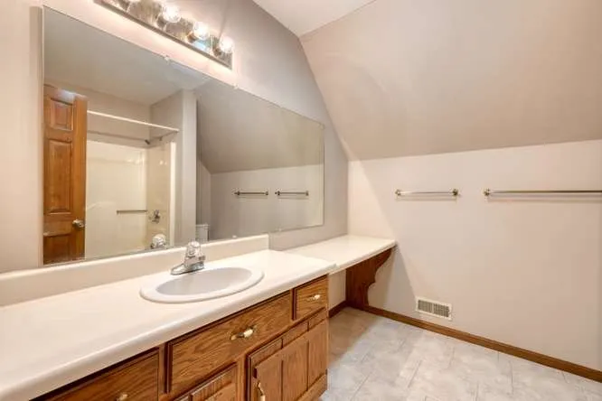 100 Sourwood Lane Hayesville, NC 28904